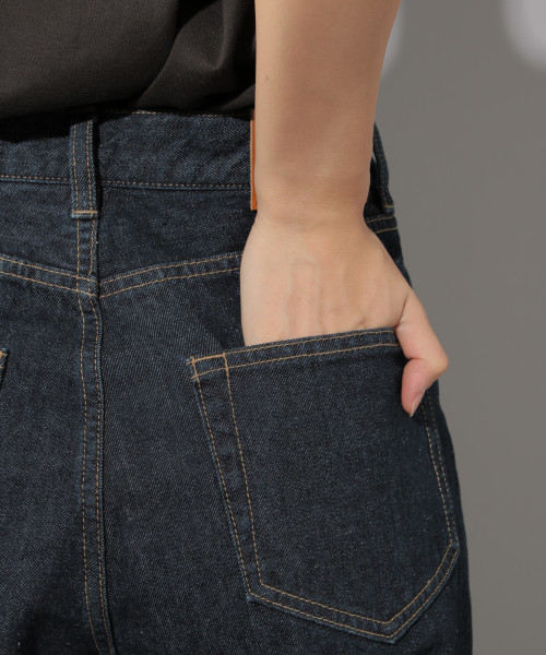 PAGEBOY（ページボーイ）の「ドレスジーンズ（デニムパンツ・レディース・ブラック/サックスブルー/インディゴブルー・SMALL/MEDIUM/LARGE）」の5枚目の写真