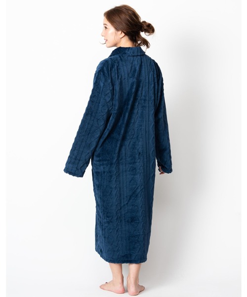 fran de lingerie（フランデランジェリー）の「memory fleece マイクロフリース ロングガウン（ルームウェア/パジャマ・レディース・レッド/オフホワイト/ピンク/ダークブルー/ブルーグリーン/ワイン/ブルーパープル/ネイビー・M-L）」の16枚目の写真