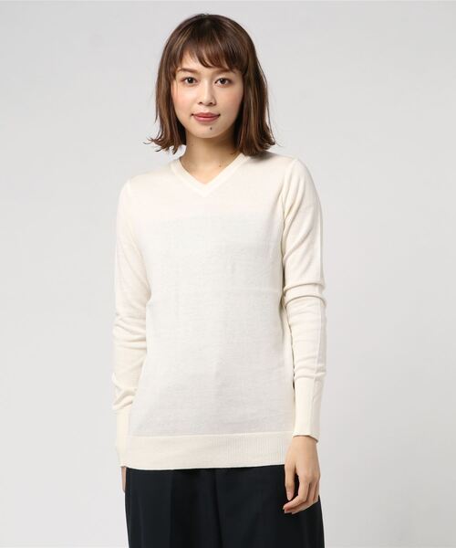 Reproduction@ｉ（リプロダクションアットマークアイ）の「[レディース]VネックTEE(日本製)（Tシャツ/カットソー・レディース・ネイビー/レッド/オフホワイト/アイボリー/杢グレー/スミクロ/グレイッシュベージュ/ブルー系その他・フリー）」の3枚目の写真