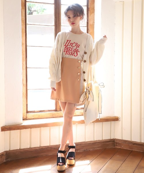 one after another NICE CLAUP（ワンアフターアナザーナイスクラップ）の「アソートロゴプリントTシャツ（Tシャツ/カットソー・レディース・ブラック/ベージュ/オフホワイト・FREE）」の7枚目の写真