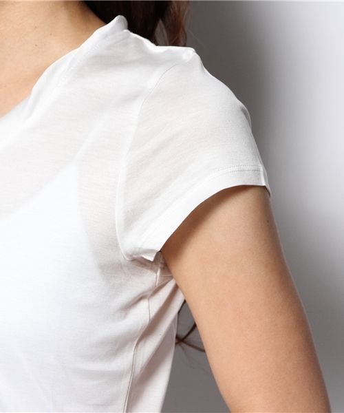 B:MING by BEAMS（ビーミングバイビームス）の「○ビーミング by ビームス / シンプルクルーネックT（Tシャツ/カットソー・レディース・ホワイト/ベージュ/ネイビー・MEDIUM/SMALL）」の8枚目の写真