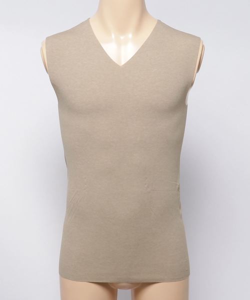 YG（ワイジー）の「【YG】CUT OFF Vネックスリーブレスシャツ（吸汗速乾・抗菌防臭）（インナーウェア/肌着・メンズ・ホワイト/ライトベージュ・MEDIUM/LARGE/X-LARGE）」の7枚目の写真