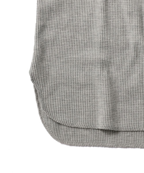 FRUIT OF THE LOOM（フルーツオブザルーム）の「SU:【FRUIT OF THE LOOM×SHIPS】ワッフル ロング タンクトップ（タンクトップ・メンズ・ブラック/グレー/オフホワイト・MEDIUM/LARGE）」の7枚目の写真