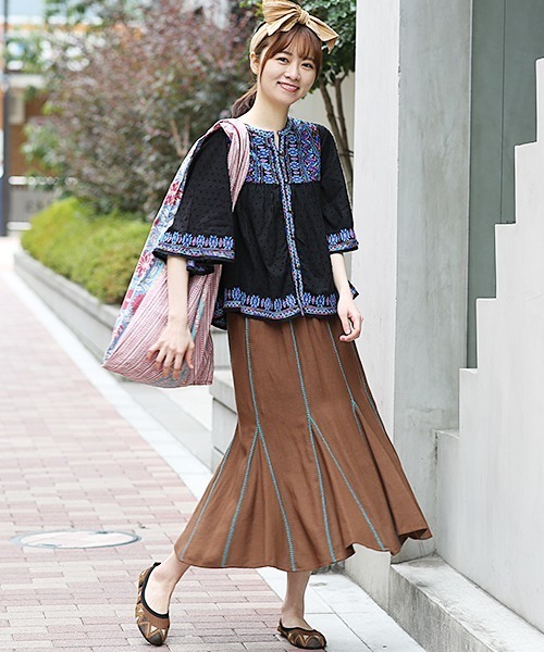 チチカカ（チチカカ）の「ニットフラットシューズ（パンプス・レディース・ネイビー/ブラウン/ブラック・MEDIUM/LARGE）」の6枚目の写真