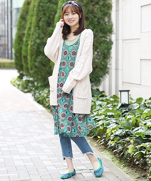 チチカカ（チチカカ）の「ニットフラットシューズ（パンプス・レディース・ネイビー/ブラウン/ブラック・MEDIUM/LARGE）」の8枚目の写真