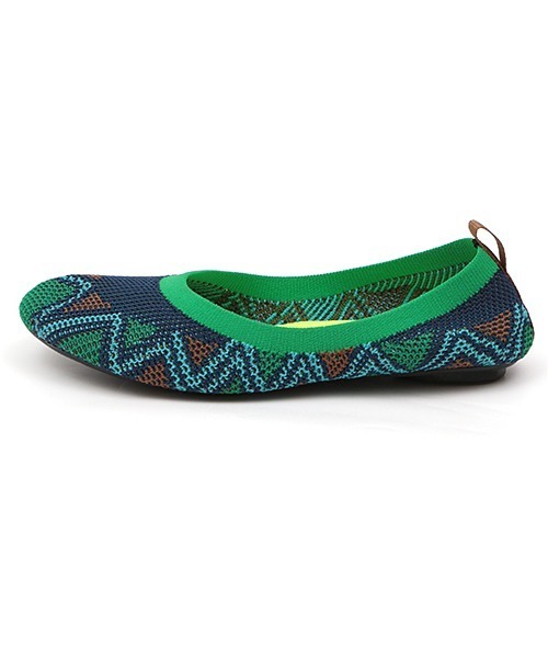 チチカカ（チチカカ）の「ニットフラットシューズ（パンプス・レディース・ネイビー/ブラウン/ブラック・MEDIUM/LARGE）」の18枚目の写真