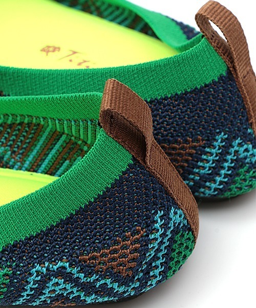 チチカカ（チチカカ）の「ニットフラットシューズ（パンプス・レディース・ネイビー/ブラウン/ブラック・MEDIUM/LARGE）」の22枚目の写真