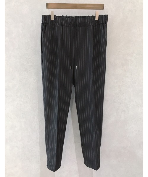 Niell（ニール）の「スリムテーパードタックイージースラックス（スラックス・メンズ・ブルー系その他/杢グレー/ブラック系その他/カーキ/ベージュ/ブラック/アイボリー・L/M）」の17枚目の写真