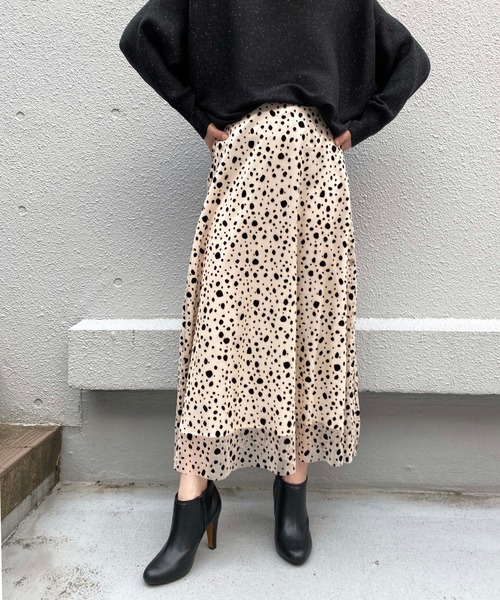 PICCIN(ピッチン)の「チュールフロッキースカート(スカート・レディース・ブラック/オフホワイト・MEDIUM/LARGE)」の2枚目の写真