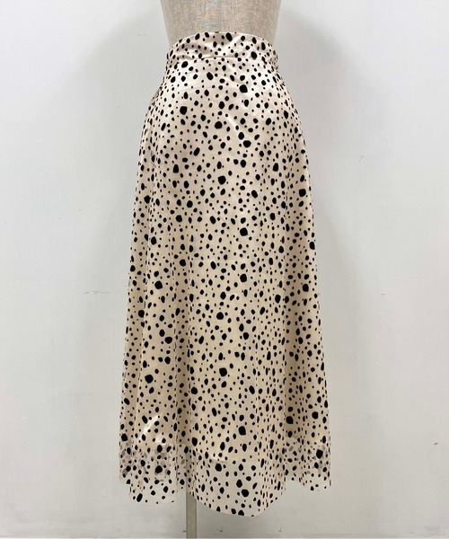 PICCIN(ピッチン)の「チュールフロッキースカート(スカート・レディース・ブラック/オフホワイト・MEDIUM/LARGE)」の6枚目の写真