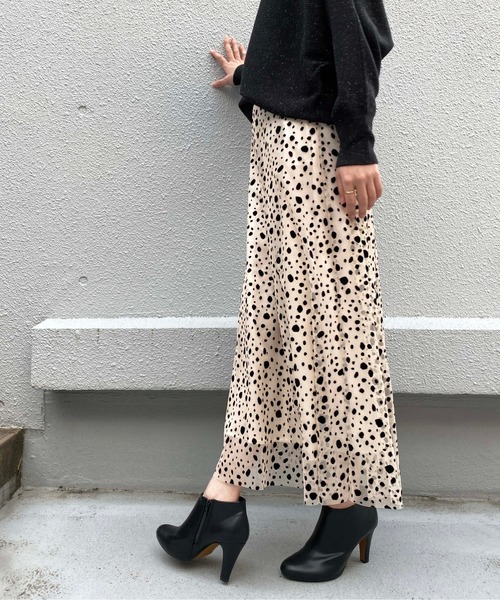 PICCIN(ピッチン)の「チュールフロッキースカート(スカート・レディース・ブラック/オフホワイト・MEDIUM/LARGE)」の12枚目の写真