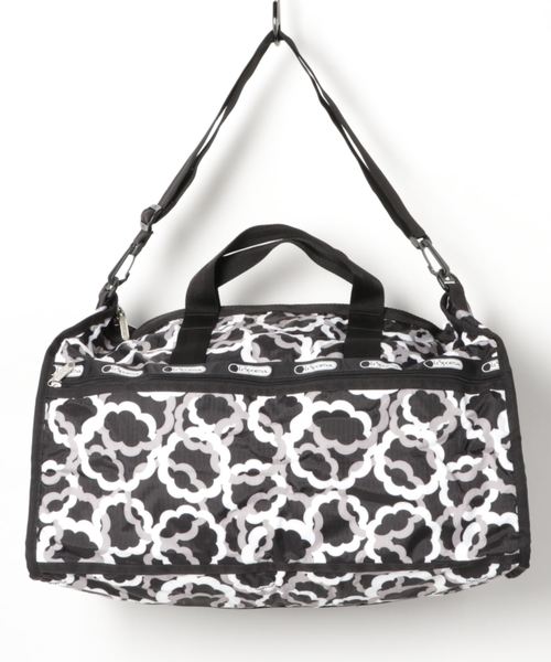 LeSportsac（レスポートサック）の「LeSportsac Large Weekender レスポートサック ラージ ウィークエンダー 2WAY ボストンバッグ（ボストンバッグ・レディース・ブラック/ベージュ/ネイビー/ブラウン/レッド/ピンク/その他1/その他2/その他3/その他4/その他5/ホワイト系その他/ブラック系その他/グレー系その他/ブラウン系その他/ベージュ系その他/ブルー系その他/ピンク系その他/レッド系その他/ライトピンク/その他6/その他7/その他8/その他9/その他10/その他11/その他12/その他13/その他14/その他15/その他16/その他17/その他18/その他19/その他20/その他21/その他22/その他23/その他24/その他25/その他26/その他27/その他28/その他29/その他30/その他32/ホワイト系その他2/ホワイト系その他3/ブラック系その他2/ブラック系その他3/ブラック系その他4/ブラック系その他5/ブラック系その他6/ブラック系その他7/ブラウン系その他2/ブラウン系その他3/ブラウン系その他4/ベージュ系その他2/ベージュ系その他3/ブルー系その他2/ブルー系その他3/ブルー系その他4/ブルー系その他7/ピンク系その他2/ピンク系その他3/ピンク系その他4/ピンク系その他5/ピンク系その他6/ピンク系その他7/レッド系その他2/ブラック系1/ブラック系2/ブラック系3/ブラック系4/ブラック系5/ブラック系6/ブラック系7/ブラック系8/ブラック系9/アイボリー系1/アイボリー系2/ネイビー系1/ネイビー系2/ネイビー系3/ネイビー系4/ネイビー系5/ネイビー系6/ネイビー系7/ブルー系1・FREE）」の14枚目の写真