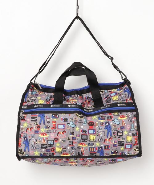 LeSportsac（レスポートサック）の「LeSportsac Large Weekender レスポートサック ラージ ウィークエンダー 2WAY ボストンバッグ（ボストンバッグ・レディース・ブラック/ベージュ/ネイビー/ブラウン/レッド/ピンク/その他1/その他2/その他3/その他4/その他5/ホワイト系その他/ブラック系その他/グレー系その他/ブラウン系その他/ベージュ系その他/ブルー系その他/ピンク系その他/レッド系その他/ライトピンク/その他6/その他7/その他8/その他9/その他10/その他11/その他12/その他13/その他14/その他15/その他16/その他17/その他18/その他19/その他20/その他21/その他22/その他23/その他24/その他25/その他26/その他27/その他28/その他29/その他30/その他32/ホワイト系その他2/ホワイト系その他3/ブラック系その他2/ブラック系その他3/ブラック系その他4/ブラック系その他5/ブラック系その他6/ブラック系その他7/ブラウン系その他2/ブラウン系その他3/ブラウン系その他4/ベージュ系その他2/ベージュ系その他3/ブルー系その他2/ブルー系その他3/ブルー系その他4/ブルー系その他7/ピンク系その他2/ピンク系その他3/ピンク系その他4/ピンク系その他5/ピンク系その他6/ピンク系その他7/レッド系その他2/ブラック系1/ブラック系2/ブラック系3/ブラック系4/ブラック系5/ブラック系6/ブラック系7/ブラック系8/ブラック系9/アイボリー系1/アイボリー系2/ネイビー系1/ネイビー系2/ネイビー系3/ネイビー系4/ネイビー系5/ネイビー系6/ネイビー系7/ブルー系1・FREE）」の22枚目の写真