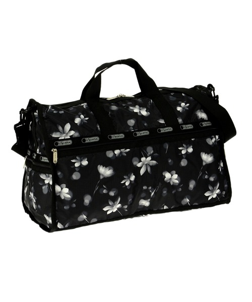 LeSportsac（レスポートサック）の「LeSportsac Large Weekender レスポートサック ラージ ウィークエンダー 2WAY ボストンバッグ（ボストンバッグ・レディース・ブラック/ベージュ/ネイビー/ブラウン/レッド/ピンク/その他1/その他2/その他3/その他4/その他5/ホワイト系その他/ブラック系その他/グレー系その他/ブラウン系その他/ベージュ系その他/ブルー系その他/ピンク系その他/レッド系その他/ライトピンク/その他6/その他7/その他8/その他9/その他10/その他11/その他12/その他13/その他14/その他15/その他16/その他17/その他18/その他19/その他20/その他21/その他22/その他23/その他24/その他25/その他26/その他27/その他28/その他29/その他30/その他32/ホワイト系その他2/ホワイト系その他3/ブラック系その他2/ブラック系その他3/ブラック系その他4/ブラック系その他5/ブラック系その他6/ブラック系その他7/ブラウン系その他2/ブラウン系その他3/ブラウン系その他4/ベージュ系その他2/ベージュ系その他3/ブルー系その他2/ブルー系その他3/ブルー系その他4/ブルー系その他7/ピンク系その他2/ピンク系その他3/ピンク系その他4/ピンク系その他5/ピンク系その他6/ピンク系その他7/レッド系その他2/ブラック系1/ブラック系2/ブラック系3/ブラック系4/ブラック系5/ブラック系6/ブラック系7/ブラック系8/ブラック系9/アイボリー系1/アイボリー系2/ネイビー系1/ネイビー系2/ネイビー系3/ネイビー系4/ネイビー系5/ネイビー系6/ネイビー系7/ブルー系1・FREE）」の18枚目の写真