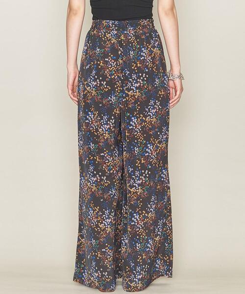 ASTRAET（アストラット）の「＜ASTRAET（アストラット）＞フラワープリント イージー ワイドパンツ（その他パンツ・レディース・ネイビー/ブラウン・00/0/1）」の18枚目の写真