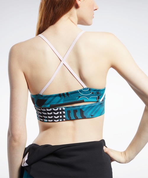 Reebok(リーボック)の「ローインパクト ブラ / Meet You There Low-Impact Bra(スポーツブラ・レディース・ブラック/ブルー・LARGE/X-LARGE/XX-LARGE/MEDIUM/SMALL)」の8枚目の写真