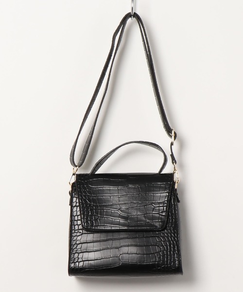 natural couture(ナチュラルクチュール)の「クロコ2WAYレトロショルダーバッグ(ショルダーバッグ・レディース・ブラウン/ピンクベージュ/ライトベージュ/ブラック/キャメル・FREE)」の2枚目の写真