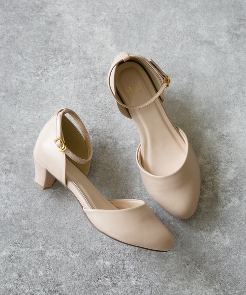 menue(メヌエ)の「ストラップ付 4cmヒール セパレートパンプス(パンプス・レディース・ブラック/シルバー/ブラック系その他/ナチュラル・22.5cm/25.0cm/24.0cm/26.0cm/23.5cm/21.5cm/25.5cm/23.0cm/22.0cm/24.5cm)」の13枚目の写真