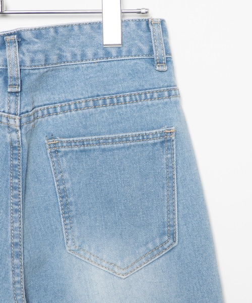 DING（ディング）の「DING/サイドスリットデニムパンツ（デニムパンツ・レディース・ライトブルー・S/M）」の16枚目の写真