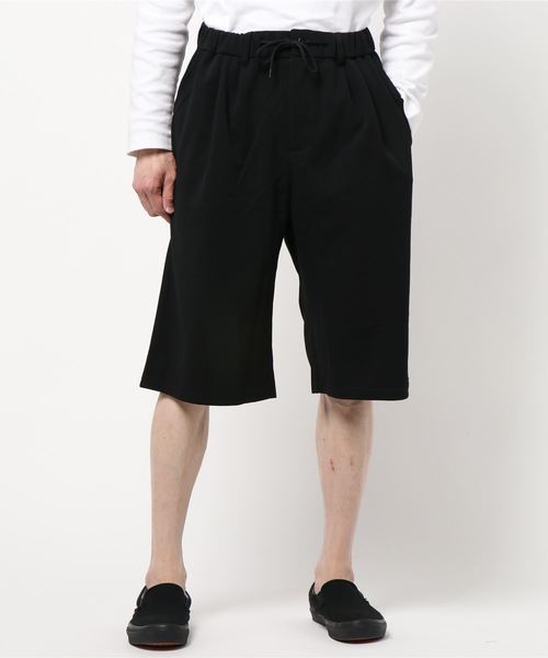 B.I.D.(ビーアイディー)の「梨地7分丈ルーズパンツ(チノパンツ・レディース・チャコールグレー/ブラック/ベージュ/ブラウン/グレイッシュベージュ/ブルー・MEDIUM/LARGE)」の2枚目の写真