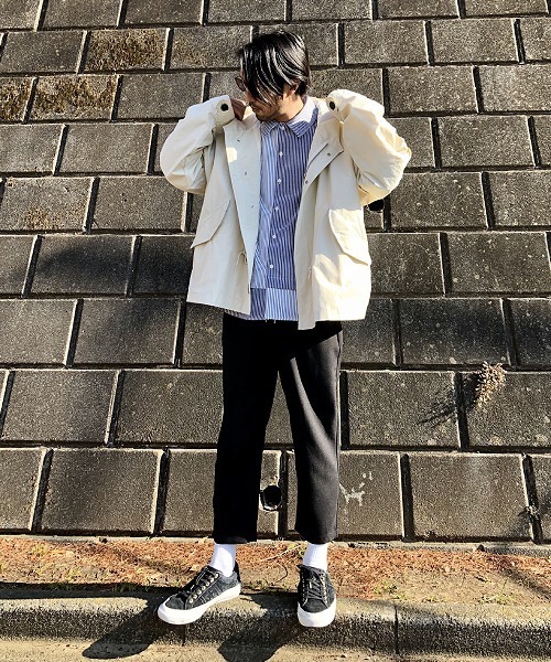 UP START（アップスタート）の「ショート丈ビッグシルエットモッズ風コート（モッズコート・メンズ・アイボリー/ベージュ/ブラック・MEDIUM/LARGE）」の4枚目の写真