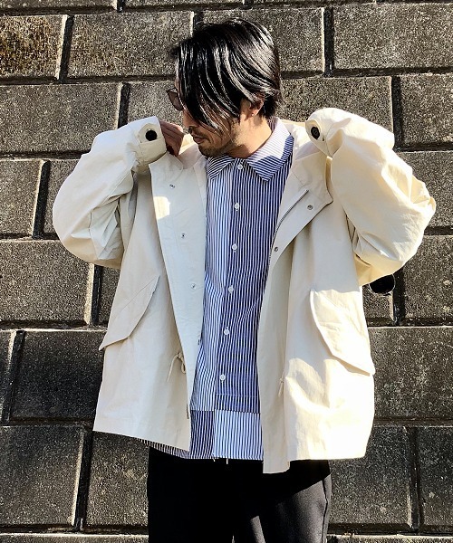 UP START（アップスタート）の「ショート丈ビッグシルエットモッズ風コート（モッズコート・メンズ・アイボリー/ベージュ/ブラック・MEDIUM/LARGE）」の7枚目の写真