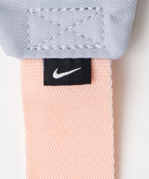 NIKE(ナイキ)の「WEGO/NIKE ヘリテージヒップパック(ボディバッグ/ウエストポーチ・メンズ・グレー/ブラック・FREE)」の19枚目の写真