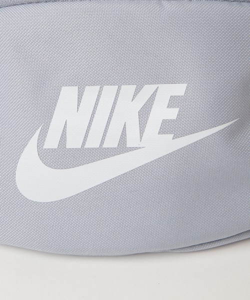 NIKE(ナイキ)の「WEGO/NIKE ヘリテージヒップパック(ボディバッグ/ウエストポーチ・メンズ・グレー/ブラック・FREE)」の22枚目の写真