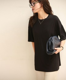 裾スリット入りゆったりTシャツ