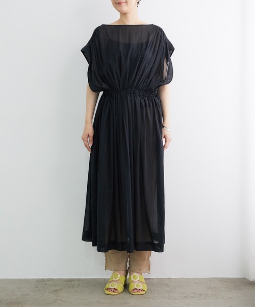 ADAM ET ROPE'（アダムエロペ）の「シアーギャザーチュニック（ワンピース・レディース・ブラック/カーキ・FREE）」の5枚目の写真