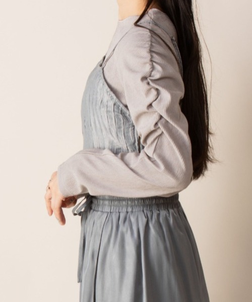 Mysa&Liina(ミーサリーナ)の「ニュアンスカラークラップドデザインビスチェ(ベスト・レディース・カーキ/ベージュ/ブラック/チャコールグレー・M)」の5枚目の写真