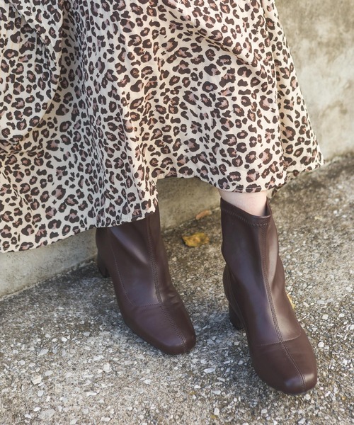 SpRay（スプレイ）の「ストレッチショートブーツ（ブーツ・レディース・ブラック/ブラウン/アイボリー・SMALL/MEDIUM/LARGE）」の5枚目の写真