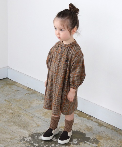 quoti use fith（クゥオティ　ユース　フィス）の「ネルチェック 長袖 ワンピース（ワンピース・キッズ・ブラウン/グレー・90/120/110/130/100/80）」の10枚目の写真