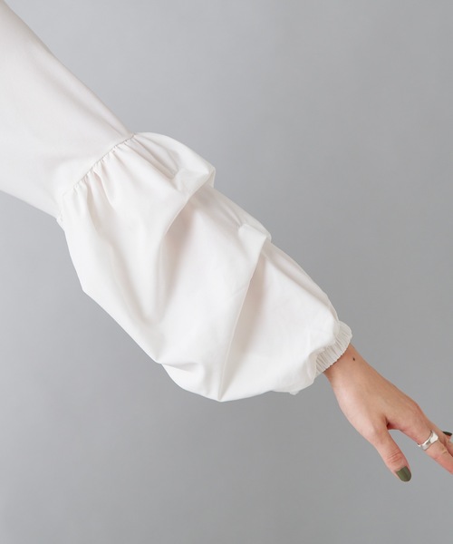 prose verse(プロズヴェール)の「ボリュームスリーブ シャツドッキングニット ニットベスト(ニット/セーター・レディース・ブラック/グレー/カーキ・フリ-)」の7枚目の写真