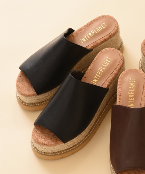 INTERPLANET（インタープラネット）の「厚底ジュートサンダル（サンダル・レディース・ブラック/ブラウン・24.5cm/23.5cm）」の2枚目の写真