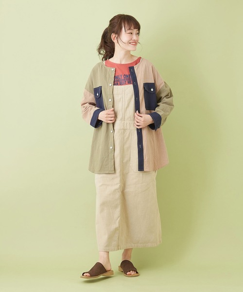 CUBE SUGAR（キューブシュガー）の「ムラ糸 バックサテン サロペットスカート（ジャンパースカート・レディース・ネイビー/ベージュ/サックスブルー/カーキ・M）」の5枚目の写真