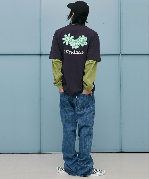 ISTKUNST(イストクンスト)の「【ISTKUNST】FLOWER FRIENDS TEE / イストクンスト フラワー フレンズ 半袖 Tシャツ(Tシャツ/カットソー・メンズ・ホワイト/ネイビー/パープル・MEDIUM/LARGE)」の21枚目の写真