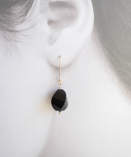 tone（トーン）の「【SPICY COLORS】天然石の一粒ピアス【14kgf】（ピアス（両耳用）・レディース・ブラック/オレンジ/パープル/ホワイト/グリーン/ホワイト系その他/ホワイト系その他2/その他・FREE）」の14枚目の写真
