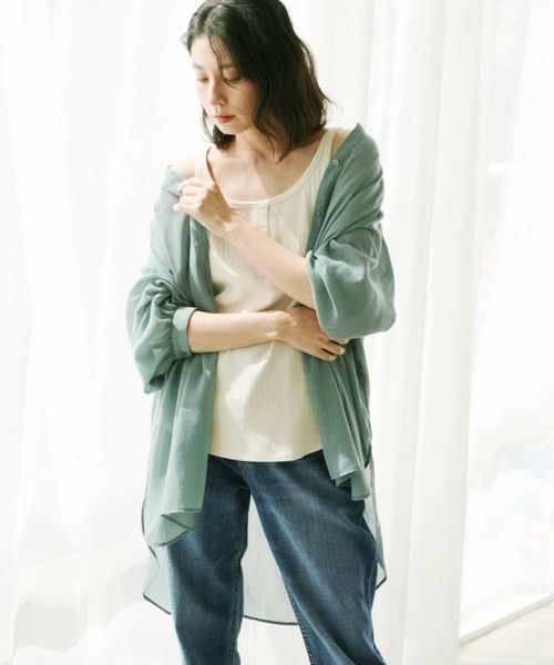 LEPSIM(レプシィム)の「シアーチュニックブラウス 934813(シャツ/ブラウス・レディース・ブラック/オフホワイト/モカ/ブルーグリーン・FREE)」の4枚目の写真