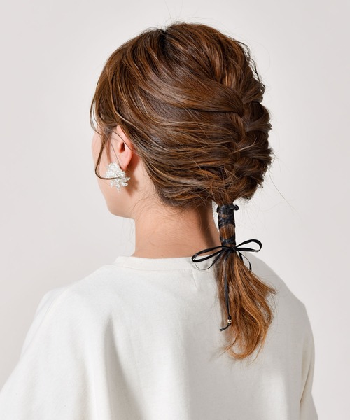 CALIFORNIA OUTFITTERS(カリフォルニア アウトフィッターズ)の「【LULKA(ルールカ)】ぐるぐるヘアアレンジフックリボン(その他ヘアアクセサリー・レディース・ホワイト/ブラック/ベージュ/パープル/ピンク/エメラルド・ONESIZE)」の3枚目の写真