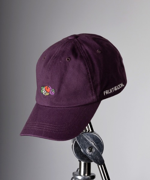 FRUIT OF THE LOOM(フルーツオブザルーム)の「【FRUIT OF THE LOOM/フルーツオブザルーム】 ブランドロゴエンブレムローキャップ(キャップ・レディース・ベージュ/ホワイト/ブラック/パープル・FREE)」の16枚目の写真