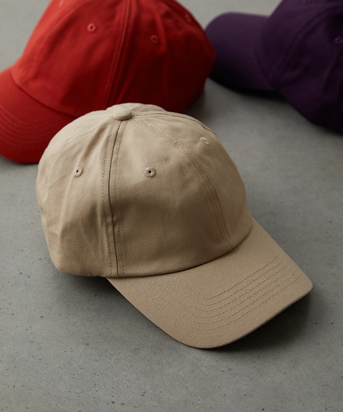 FRUIT OF THE LOOM（フルーツオブザルーム）の「Baseball Low Cap Twilll / ベースボールキャップ / ベーシック / カジュアル / ユニセックス / 無地（キャップ・レディース・ホワイト/ブラック/ベージュ/パープル/レッド/カーキ・FREE）」の3枚目の写真