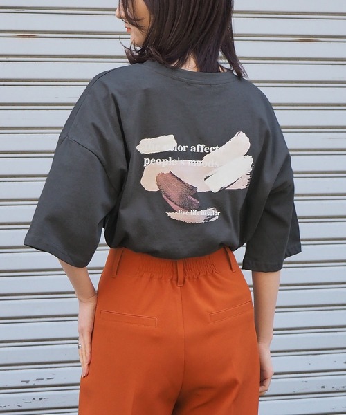 tiptop(ティップトップ)の「2021SS ロゴペイントBIGTシャツ(Tシャツ/カットソー・レディース・ホワイト系その他2/ブラック系その他2/オフホワイト/ホワイト系その他/ブラック/ブラック系その他・FREE)」の5枚目の写真