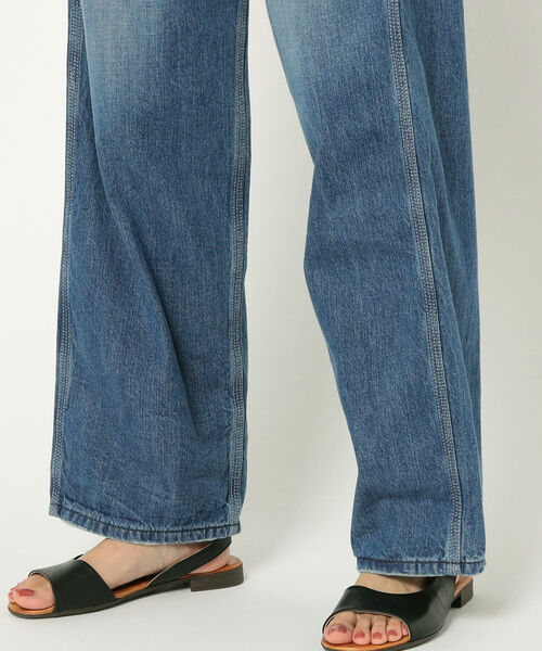 FREDY&GLOSTER（フレディアンドグロスター）の「【Lee/リー】OVERALLデニムサロペット（サロペット/オーバーオール・レディース・ライトブルー/オフホワイト・FREE）」の4枚目の写真