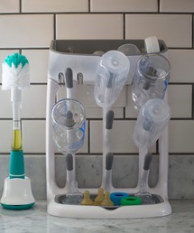 OXO（オクソー）の「スリム水切りラック（キッチン収納・キッズ）」