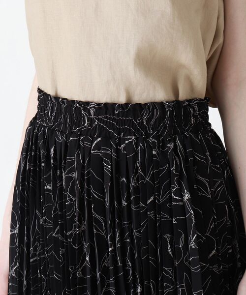 DRESKIP（ドレスキップ）の「◆変形プリーツスカート（スカート・レディース・ホワイト系8/カーキ系/ネイビー系5/ブラック系・02/04/03）」の8枚目の写真