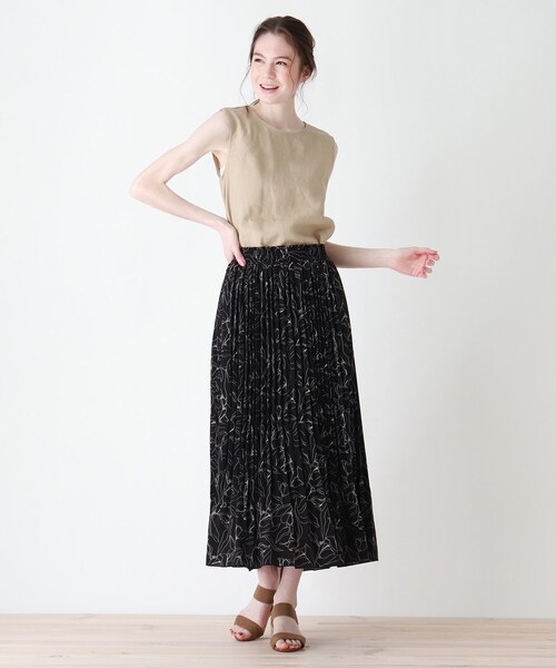 DRESKIP（ドレスキップ）の「◆変形プリーツスカート（スカート・レディース・ホワイト系8/カーキ系/ネイビー系5/ブラック系・02/04/03）」の11枚目の写真