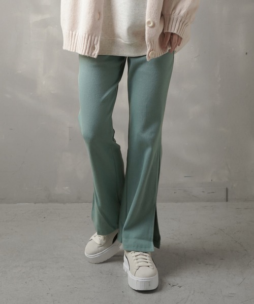 SPINNS（スピンズ）の「【ZOZO限定カラー&サイズ展開】リブ フレア イージーパンツ（その他パンツ・レディース・ミント/ブルー/アッシュ/オレンジ/イエロー/アイボリー/ブラック/グリーン/ベージュ/ピンク・M/S）」の6枚目の写真