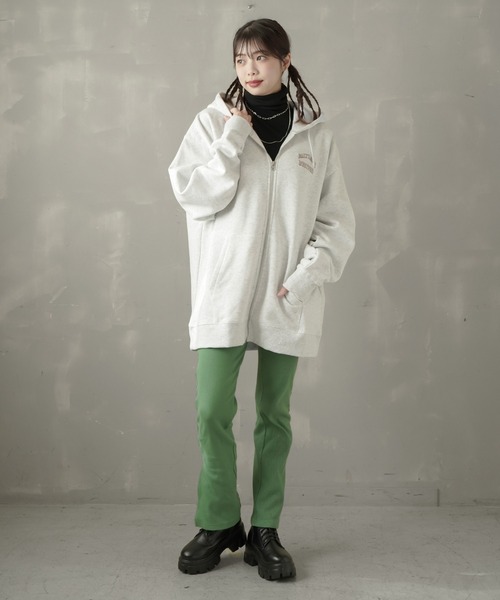 SPINNS（スピンズ）の「【ZOZO限定カラー&サイズ展開】リブ フレア イージーパンツ（その他パンツ・レディース・ミント/ブルー/アッシュ/オレンジ/イエロー/アイボリー/ブラック/グリーン/ベージュ/ピンク・M/S）」の18枚目の写真