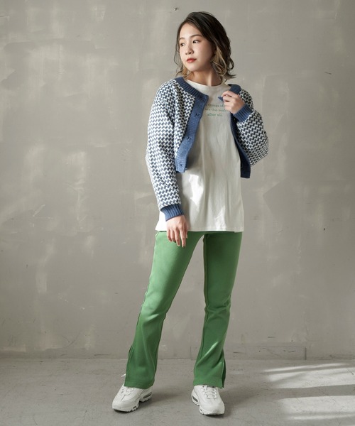 SPINNS（スピンズ）の「【ZOZO限定カラー&サイズ展開】リブ フレア イージーパンツ（その他パンツ・レディース・ミント/ブルー/アッシュ/オレンジ/イエロー/アイボリー/ブラック/グリーン/ベージュ/ピンク・M/S）」の17枚目の写真